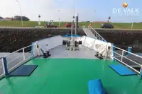 फ्लोटिंग हॉटेल विक्रीसाठी