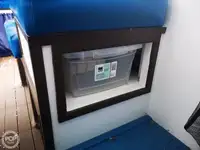 मासे प्रक्रिया नौका विक्रीसाठी