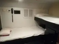क्रू बोट विक्रीसाठी