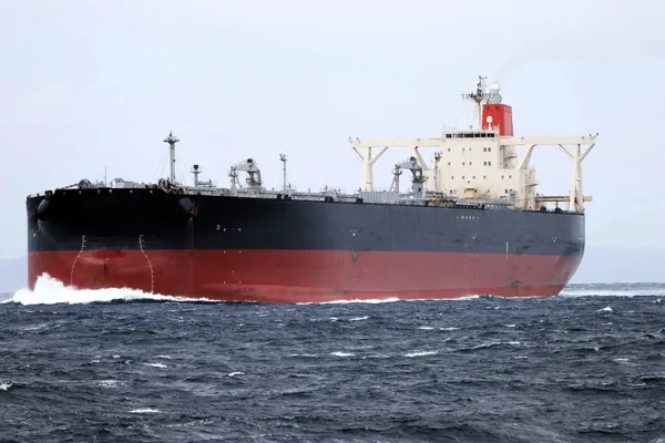 Oil/Chemical tanker for sale