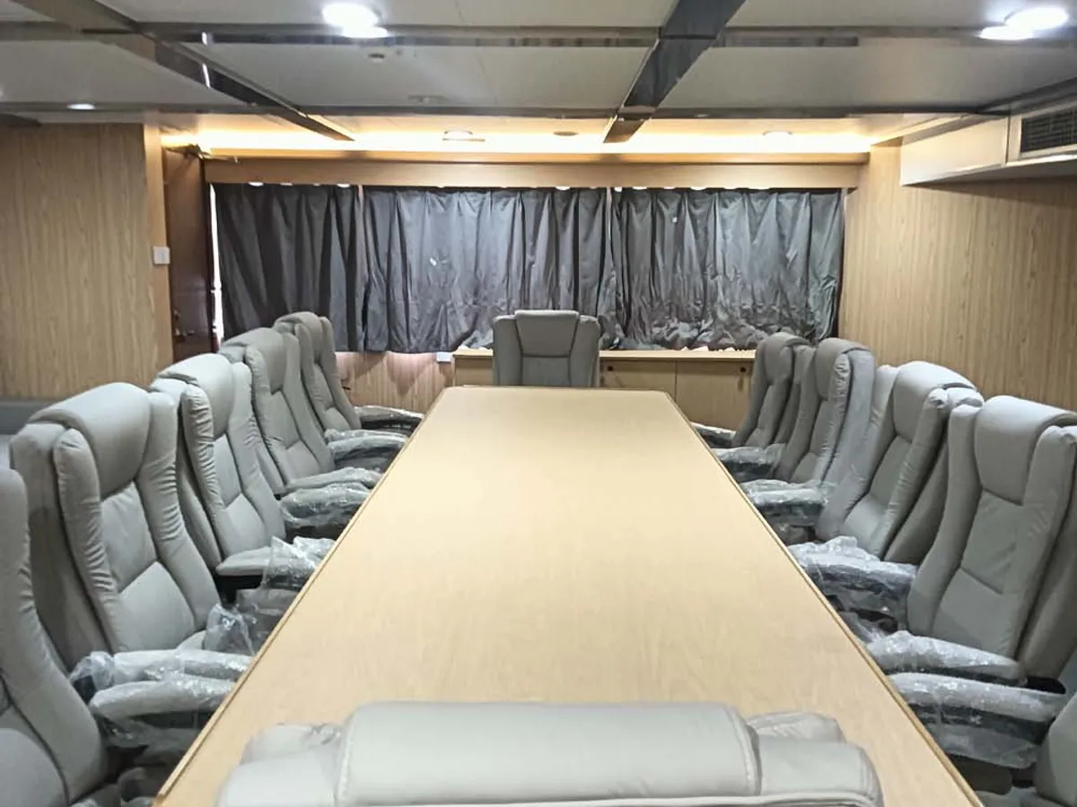 कॅटामारन विक्रीसाठी