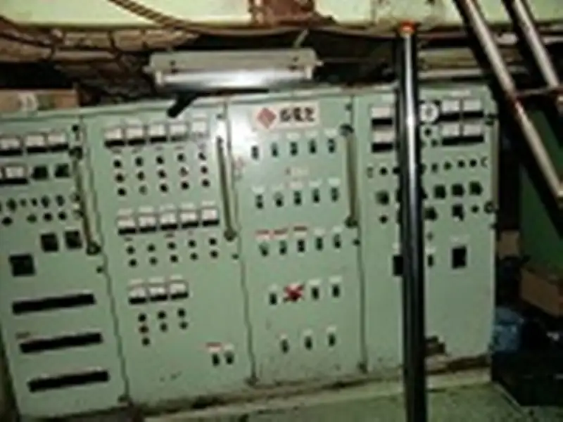 लाँगलाइनर विक्रीसाठी