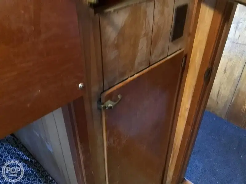 ट्रॉलर विक्रीसाठी