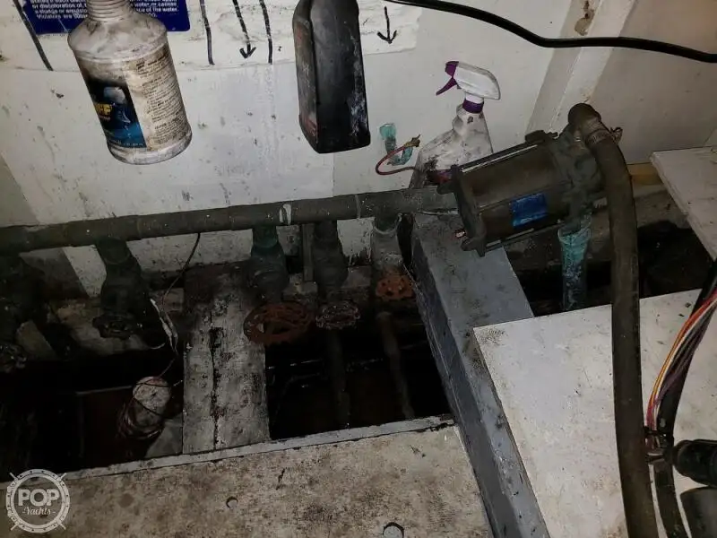 फेरी जहाज विक्रीसाठी