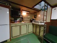 सर्वेक्षण जहाज विक्रीसाठी