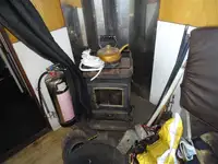 वर्क बोटी विक्रीसाठी