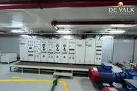 फेरी जहाज विक्रीसाठी