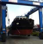 वर्क बोटी विक्रीसाठी