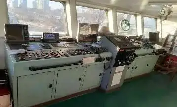 तेल/रासायनिक टँकर विक्रीसाठी