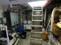 टोबोट विक्रीसाठी