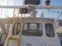 क्रू बोट विक्रीसाठी