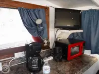 ट्रॉलर विक्रीसाठी