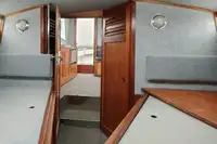 वर्क बोटी विक्रीसाठी
