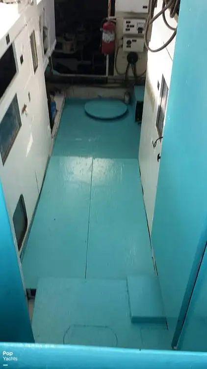 ट्रॉलर विक्रीसाठी