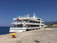 क्रूझ जहाज विक्रीसाठी