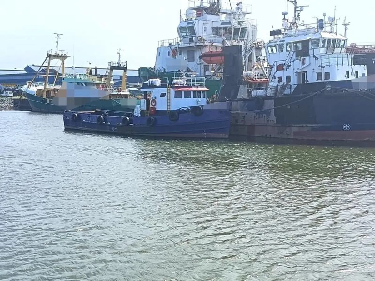 पुरवठा जहाज विक्रीसाठी