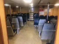 क्रू बोट विक्रीसाठी