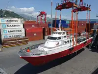 कंटेनर जहाज विक्रीसाठी
