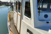 वर्क बोटी विक्रीसाठी