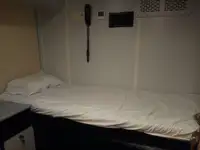क्रू बोट विक्रीसाठी