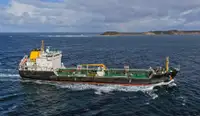 Oil/Chemical tanker विक्रीसाठी