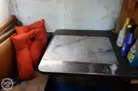 टोबोट विक्रीसाठी