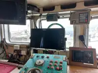 ट्रॉलर विक्रीसाठी