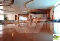 कंटेनर जहाज विक्रीसाठी
