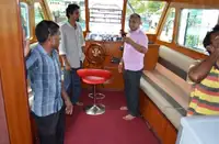 क्रू बोट विक्रीसाठी