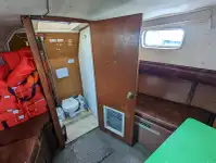 वर्क बोटी विक्रीसाठी