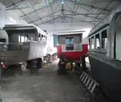 वर्क बोटी विक्रीसाठी