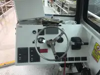 क्रू बोट विक्रीसाठी