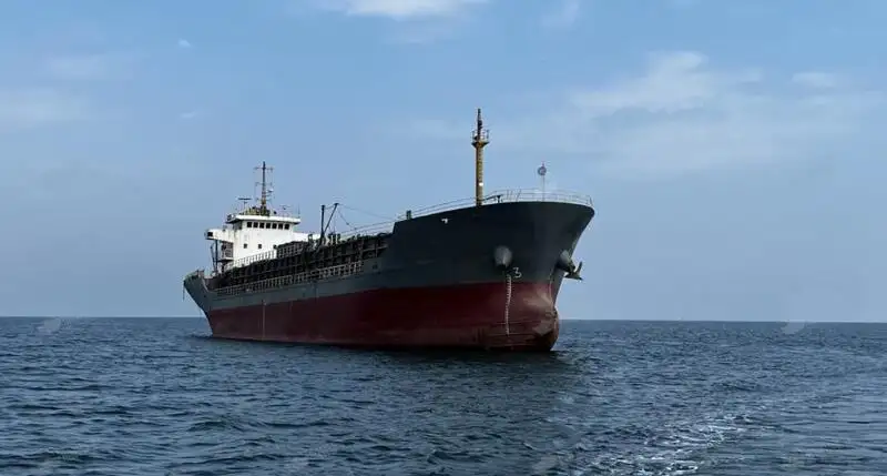 सिमेंट वाहक विक्रीसाठी