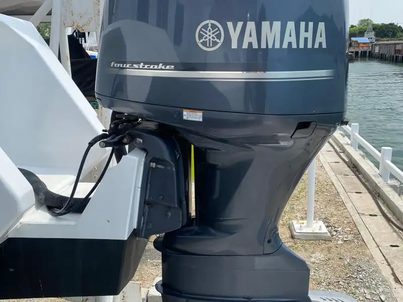 मोटार जहाज विक्रीसाठी