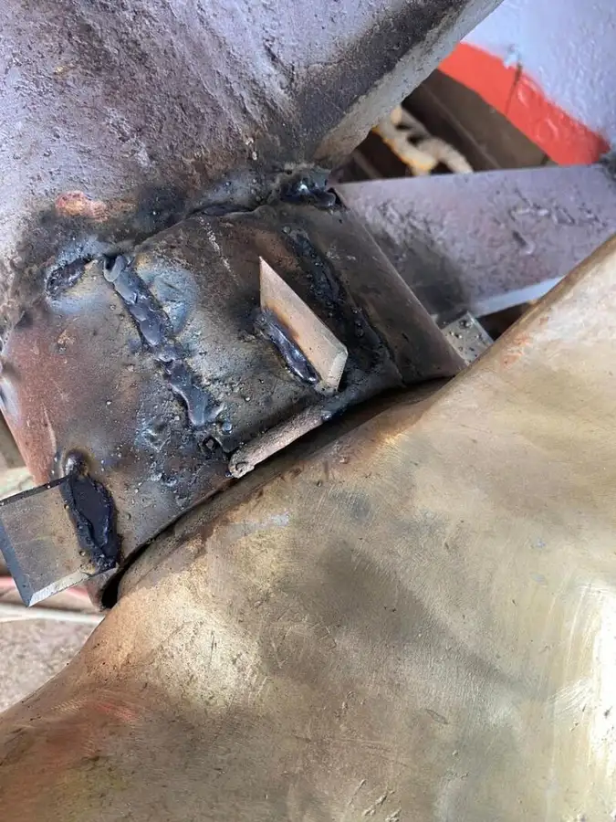 फेरी जहाज विक्रीसाठी