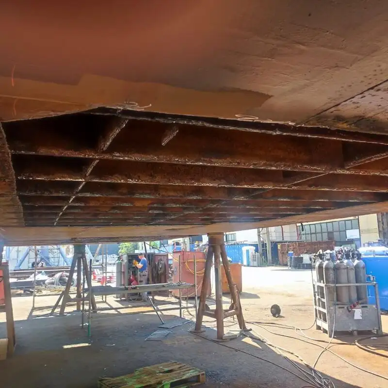 बार्ज विक्रीसाठी