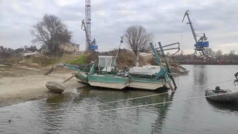 ड्रेजर विक्रीसाठी