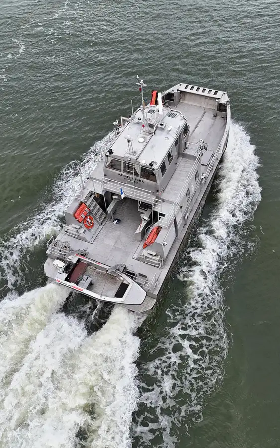 Catamaran विक्रीसाठी