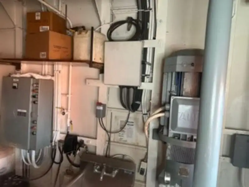 टोबोट विक्रीसाठी