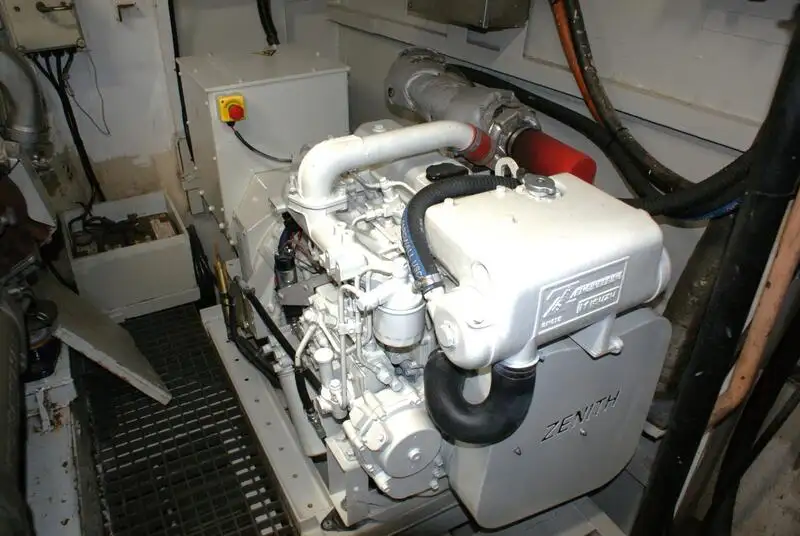 Catamaran विक्रीसाठी