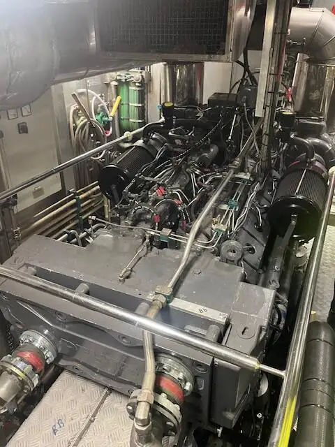 सर्वेक्षण जहाज विक्रीसाठी