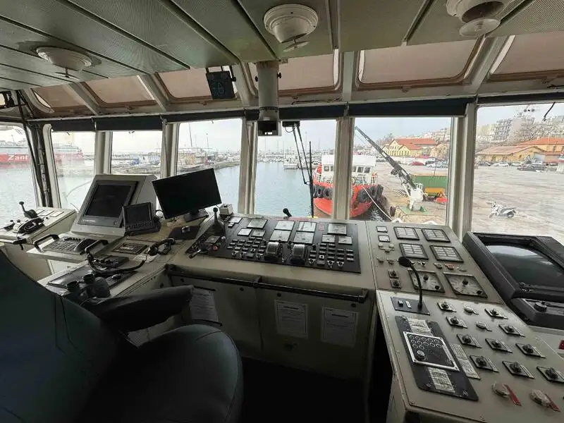 टोबोट विक्रीसाठी