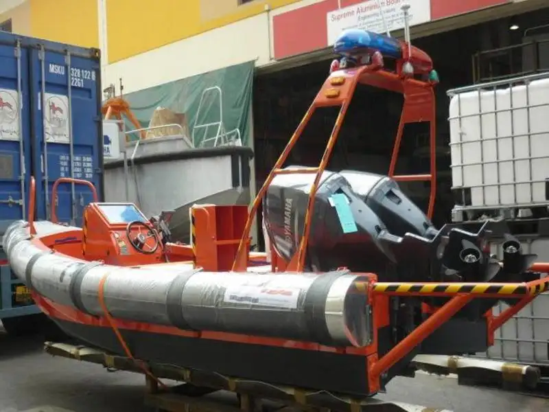 बचाव जहाज विक्रीसाठी