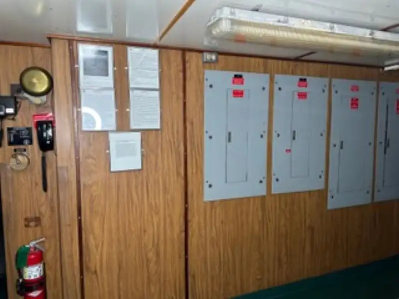 टोबोट विक्रीसाठी