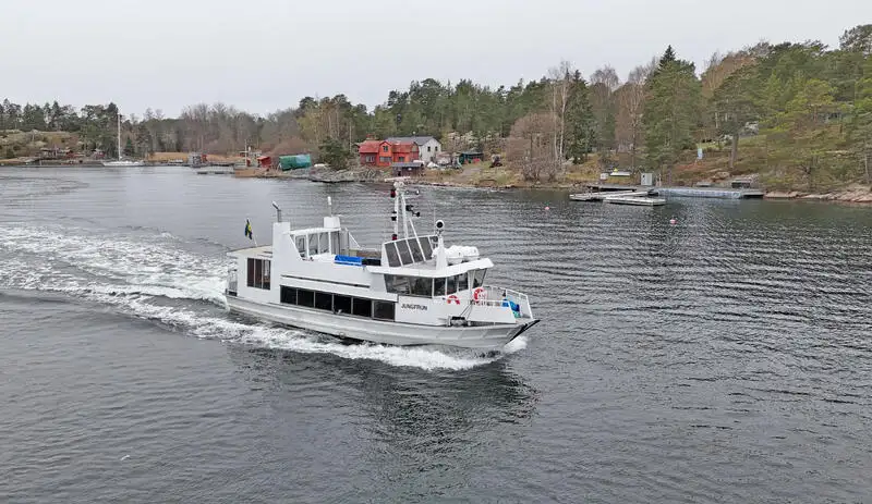 मोटार जहाज विक्रीसाठी