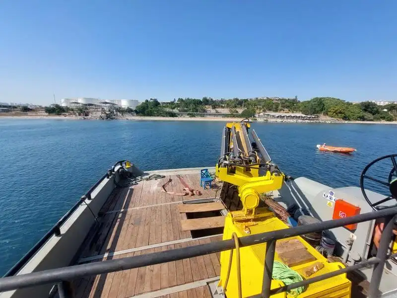 कामाच्या नौका विक्रीसाठी