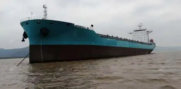 Container ship for sale