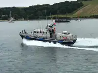 लाइफबोट विक्रीसाठी