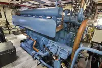 पेट्रोलिंग बोट विक्रीसाठी