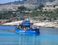 पाणबुडी विक्रीसाठी